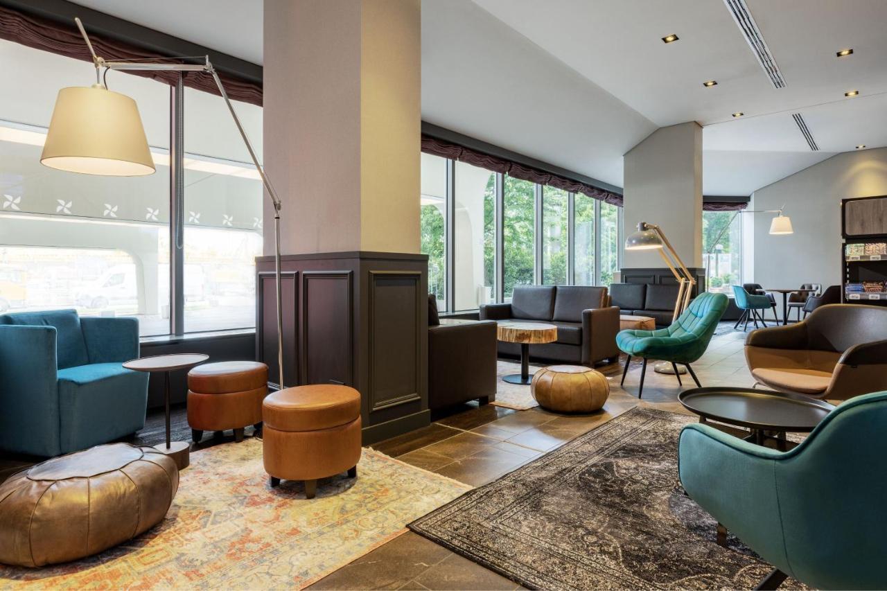 Four Points By Sheraton Arabellapark Hotel München