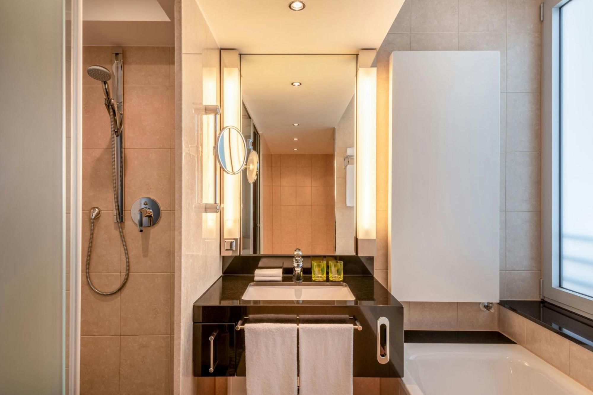 Four Points By Sheraton Arabellapark Hotel 4*