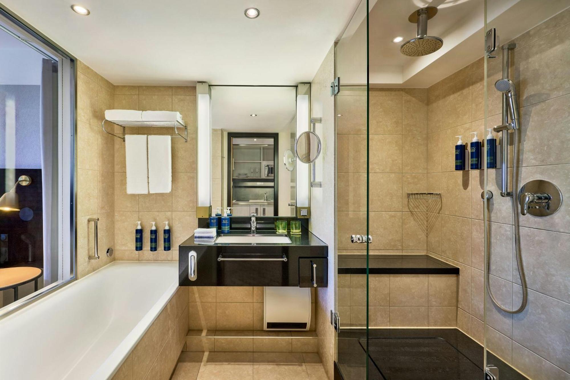 Four Points By Sheraton Arabellapark 4*